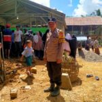 Polsek Sarudu Melayat ke Rumah Duka Warga Binaan dan Antar Almarhumah ke Pemakaman, Wujud Kepedulian Polri kepada Masyarakat