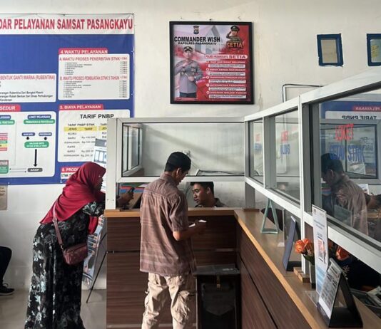 Satlantas Polres Pasangkayu Hadirkan Pelayanan Humanis di Samsat, Permudah Urusan STNK Warga