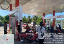 Patroli Rutin, Sat Samapta Polres Pasangkayu Sambangi SPBU Bulu Cindolo untuk Jaga Kamtibmas