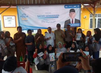Bhabinkamtibmas Turun Langsung! Safari Gemar Makan Ikan di Kumasari Diserbu Warga