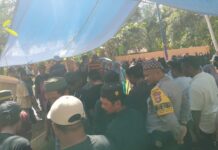 Bhabinkamtibmas Polsek Pasangkayu Melayat Dan Antar Jenazah Warga Didesa Makmur Jaya
