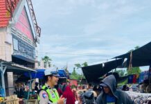 Unit Kamsel Satlantas Polres Pasangkayu Gencar Sosialisasi Tertib Berlalu Lintas di Pusat Keramaian