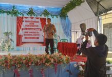 Bhabinkamtibmas Hadiri Perpisahan dan Penamatan Siswa Kelas IX SMPN 1 Bambalamotu, Wujud Dukungan Polri terhadap Dunia Pendidikan