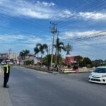 Personel Sat Lantas Polres Pasangkayu Laksanakan Commander Wish, Wujudkan Kelancaran dan Keselamatan Lalu Lintas Pagi Hari