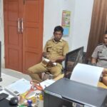 Bhabinkamtibmas Sambangi Kantor Desa Kalola, Ajak Aparat Desa Bersinergi Jaga Kamtibmas di Bambalamotu