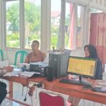 Bhabinkamtibmas Polsek Baras Sambangi Perangkat Desa Karave, Perkuat Sinergi Jaga Kamtibmas