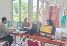 Bhabinkamtibmas Polsek Baras Sambangi Perangkat Desa Karave, Perkuat Sinergi Jaga Kamtibmas