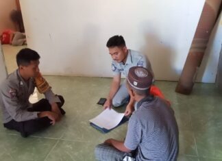 Bhabinkamtibmas Polsek Sarudu Dampingi Jasa Raharja Edukasi Santunan kepada Ahli Waris Korban Kecelakaan