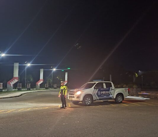 Blue Light Patrol Satlantas Polres Pasangkayu Sisir Titik Rawan, Cegah Balap Liar dan Kriminalitas di Malam Hari