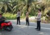 Bhabinkamtibmas Polsek Sarudu Dampingi Unit Laka Lantas Tangani Kecelakaan, Ajak Keluarga Korban Tempuh Jalur Hukum