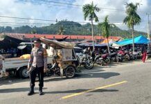 Bhabinkamtibmas Polsek Bambalamotu Intensifkan Pasar Tradisional, Ciptakan Rasa Aman bagi Masyarakat