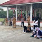 Bhabinkamtibmas Laksanakan Pengamanan Pertandingan HUT RI Ke-81 di Desa Tikke