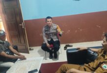 10 Pohon Sawit Picu Perselisihan, Bhabinkamtibmas Polsek Bambalamotu Lakukan Mediasi