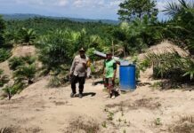 Kapolsek Sarudu Pantau Lahan Warga yang Akan Ditanami Jagung, Dukung Program Ketahanan Pangan