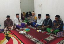 Kapolsek Bambalamotu Hadiri Tahlilan Malam ke-40 Almarhum Haris, Sampaikan Pesan Kamtibmas