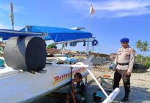 Sat Polairud Polres Pasangkayu Binmas Perairan, Ajak Nelayan Jaga Kamtibmas Dan Kebersihan Laut