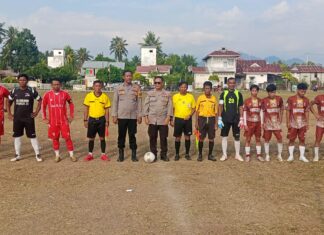 Polsek Bambalamotu Amankan Pertandingan HUT RI ke-81 di Lapangan Persijo Sarjo