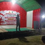 Semarak HUT RI ke-81, Polsek Sarudu dan Pemdes Dapurang Meriahkan Malam Kemerdekaan Lewat Lomba Karaoke