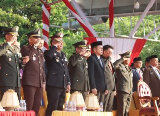 Wakapolres Pasangkayu Hadiri Upacara Penurunan Bendera HUT RI ke-81, Momentum Menjaga Semangat Persatuan