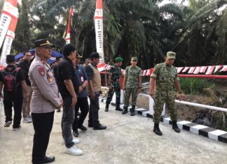 Kapolsek Pasangkayu Hadiri Peresmian Jembatan Perintis Desa Martasari, Wujud Sinergi Pemerintah dan TNI-Polri untuk Masyarakat