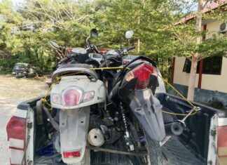 Belok Tanpa Sein, Dua Pelajar Tabrak Motor di Jalan Trans Sulawesi Bambalamotu