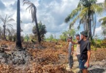 Bhabinkamtibmas Cek Lokasi Kebakaran Lahan Gambut, Warga Diimbau Waspadai Karhutla