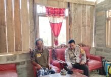 Bhabinkamtibmas Polsek Sarudu Sambangi Warga Kalikuma, Pererat Silaturahmi dan Jaga Kamtibmas