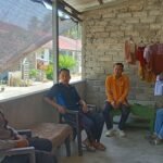Bhabinkamtibmas Sambangi Warga Gunung Harapan, Ajak Bersama Jaga Kamtibmas di Lingkungan