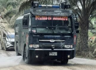 Di Tengah Kemarau, Polres Pasangkayu Hadir: 7.000 Liter Air untuk Sekolah dan Warga