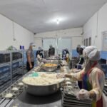 HiPastikan Tepat Sasaran, Bhabinkamtibmas Polsek Bambalamotu Monitoring Program MBG di Desa Letawa