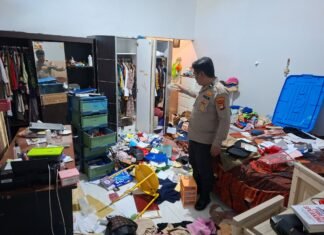 Jendela Rusak, Emas Raib 35 Gram, Polsek Pasangkayu Langsung Bergerak Datangi TKP