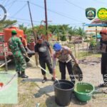 Polri, Tni Dan Bpbd Salurkan 1.200 Liter Air Bersih Untuk Warga Terdampak Kemarau Di Pasangkayu