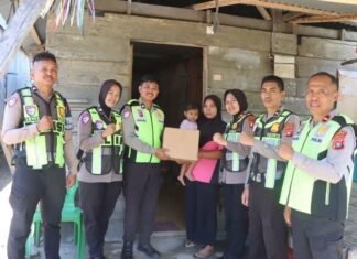 Sambut HUT Lantas ke-71, Sat Lantas Polres Pasangkayu Tebar Kepedulian Lewat Bakti Sosial