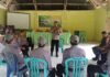 Bhabinkamtibmas Polsek Bambalamotu Latih Satlinmas Desa Kalola, Perkuat Sinergi Jaga Kamtibmas