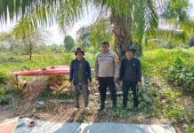 Cegah Karhutla, Bhabinkamtibmas Polsek Sarudu Edukasi Warga Pentingnya Menjaga Lingkungan