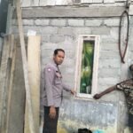 Bhabinkamtibmas Polsek Baras Gerak Cepat Datangi TKP Dugaan Pencurian Kios Warga di Karave