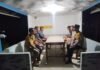 Bhabinkamtibmas Sambangi Pos Kamling, Perkuat Sinergi Warga Jaga Kamtibmas di Desa Motu