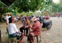 Bhabinkamtibmas Polsek Sarudu Kawal Rangkaian Purnama Kapat, Wujudkan Ibadah Umat Hindu yang Aman dan Khidmat