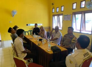 Bhabinkamtibmas Sambang di Desa Kalukunangka, Perkuat Sinergi dan Kamtibmas