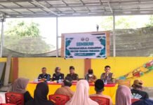 Bhabinkamtibmas Polsek Bambalamotu Dukung Program KKN STKIP Tomakaka, Perkuat Sinergi dan Kamtibmas di Desa Randomayang