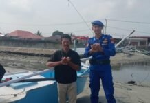 Sat Polairud Polres Pasangkayu Ajak Nelayan Jaga Kamtibmas dan Kebersihan Laut