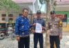 Penulisan Bhabinkamtibmas Salurkan Undangan Jalur Prestasi SMA Kemala Taruna Bhayangkara kepada Siswa SMPN 1 Pedongga