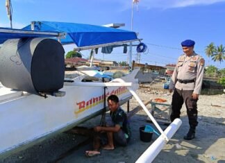 Sat Polairud Polres Pasangkayu Ajak Nelayan Jaga Kamtibmas dan Kelestarian Laut