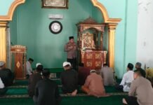 Jumat Keliling di Desa Kasano, Kapolsek Baras Tampung Keluhan Warga soal Knalpot Brong, Balap Liar hingga Antrean BBM