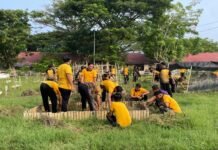 Polres Pasangkayu Pelihara Tanaman dan Hijaukan Lingkungan, Wujudkan Polri Peduli Kelestarian Alam