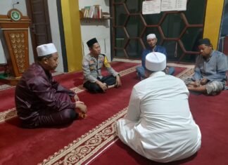 Bhabinkamtibmas Laksanakan Subuh Keliling, Kapolsek Pasangkayu: Polri Hadir untuk Masyarakat