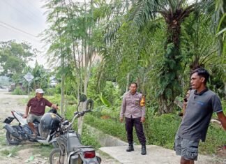 Sambangi Warga Desa Balanti, Bhabinkamtibmas Polsek Baras Ajak Masyarakat Jaga Kamtibmas dan Cegah Karhutla