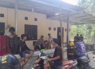 Bhabinkamtibmas Polsek Pasangkayu Ajak Warga Jaga Kamtibmas dan Manfaatkan Layanan Hotline 110