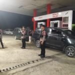 Di Tengah Antrean Panjang BBM, Sat Samapta Polres Pasangkayu Hadir Berikan Rasa Aman dan Nyaman bagi Masyarakat