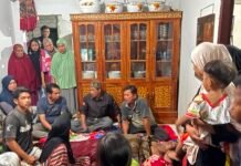 Polsek Baras Sambangi Rumah Duka Korban Terkaman Buaya di Sungai Lariang
